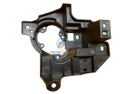 Giá bắt đèn gầm trước phải CX-5,8 - KB8B51684