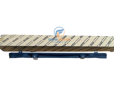 Ốp nhựa hướng gió két nước trên Hilux - 165930L040,16593-0L040